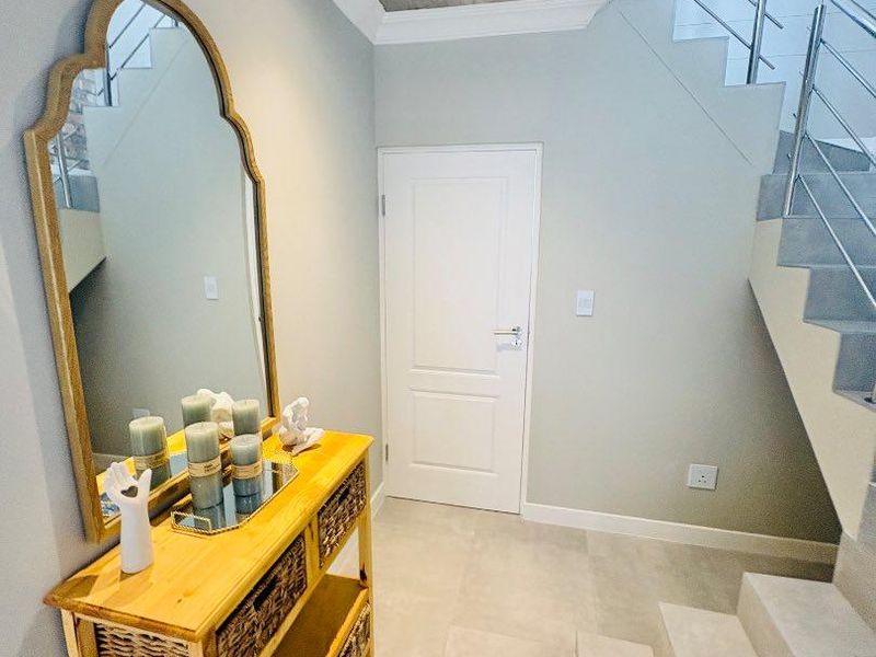 3x Bedrooms Furnished Townhouse To Rent in Ocean View - Photo 7