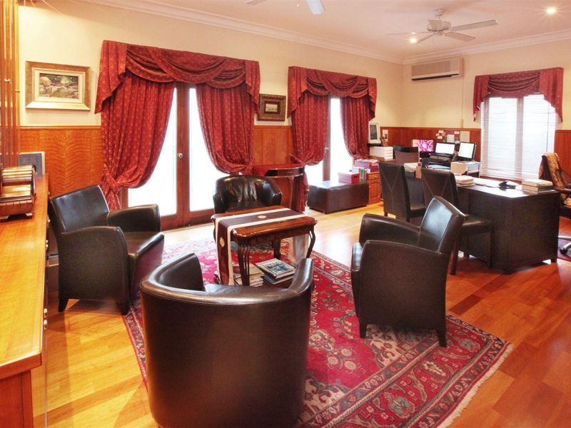 TIMELESS VILLA STYLE - Photo 5