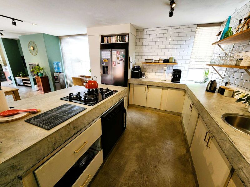 MODERN INDUSTRIAL MASTERPIECE IN KILNER PARK, PRIVATE, BOLD AND ONE OF A KIND - Photo 10