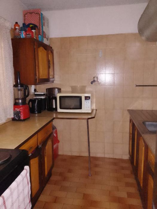 Property #2504627, Apartment For Sale in Silverton