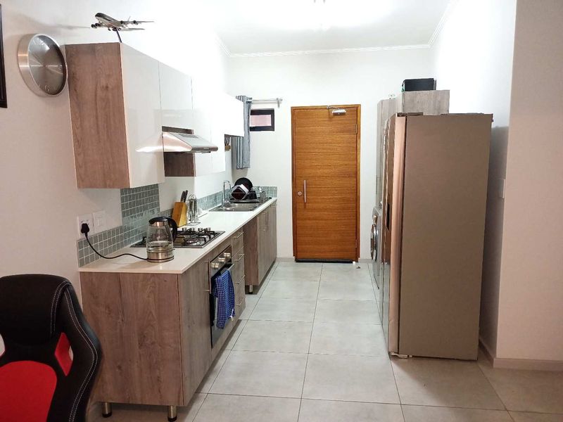 2 Beds, 2baths apartment for sale in Glen Marais - Photo 3