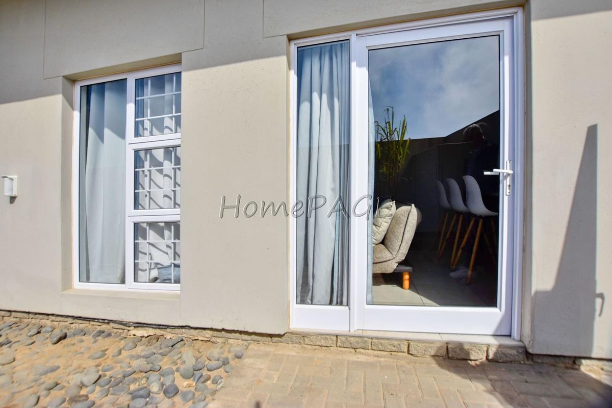 Central, Swakopmund:  GROUND FLOOR Unit in Heueschneider Platz for Sale - Photo 4