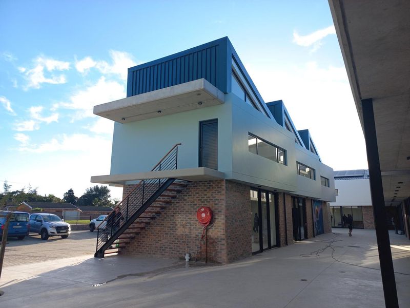 Brand new first floor offices or retail - Personalise this space! - Photo 5