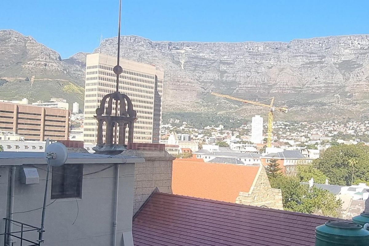 Opportunity knocks - Photo 2