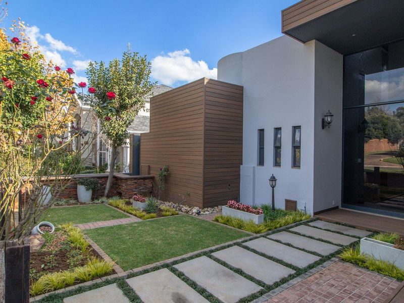 Waterfront Elegance in Ebotse: Your Dream Home Awaits! - Photo 3