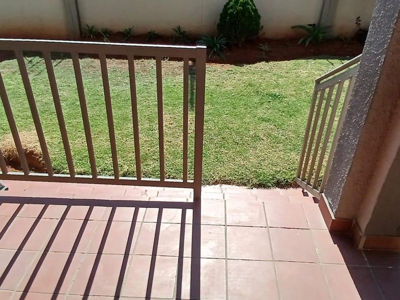 Glen Marais – Renovated 3-Bedroom Home - Photo 8