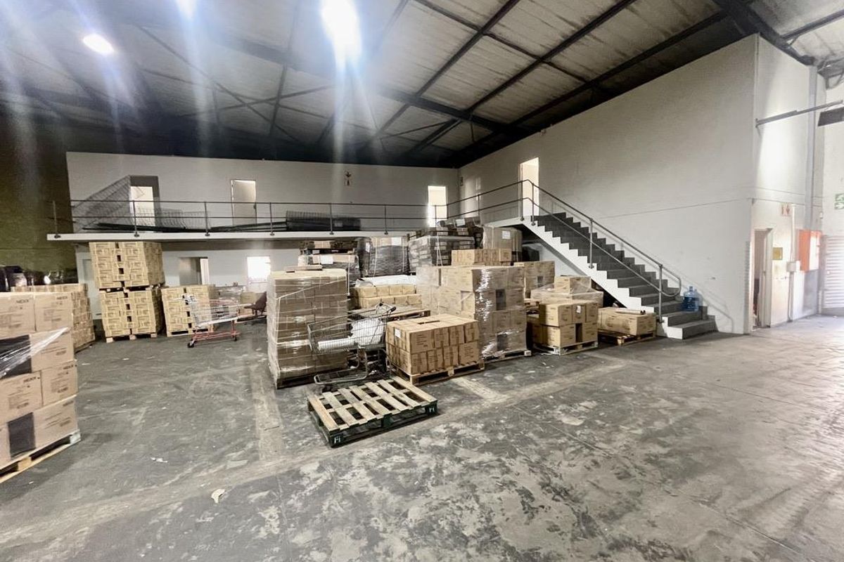 Hendra - Industrial Warehouse To Let – 1,500 m2 - Photo 5