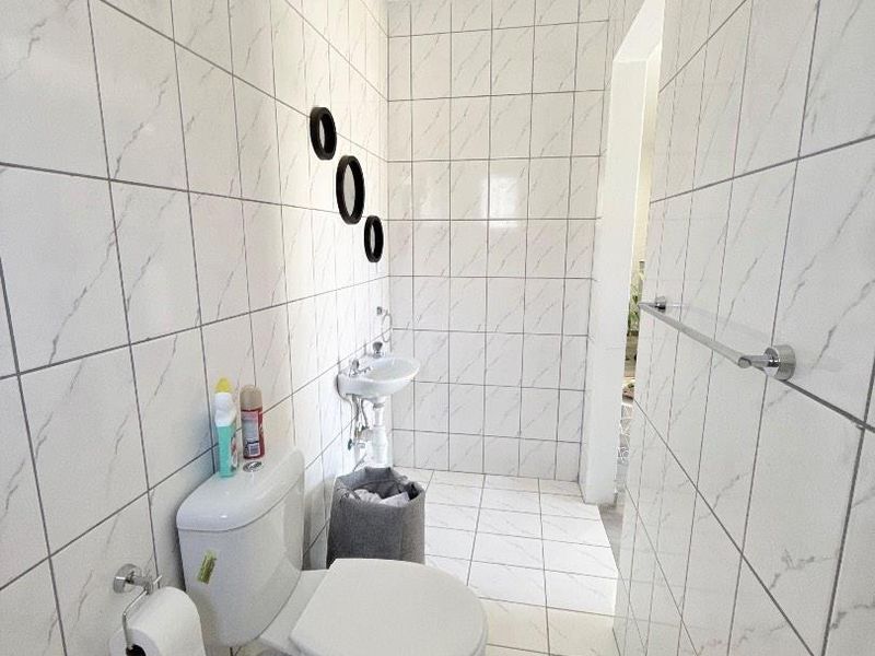 FULLY FURNISHED - Photo 7