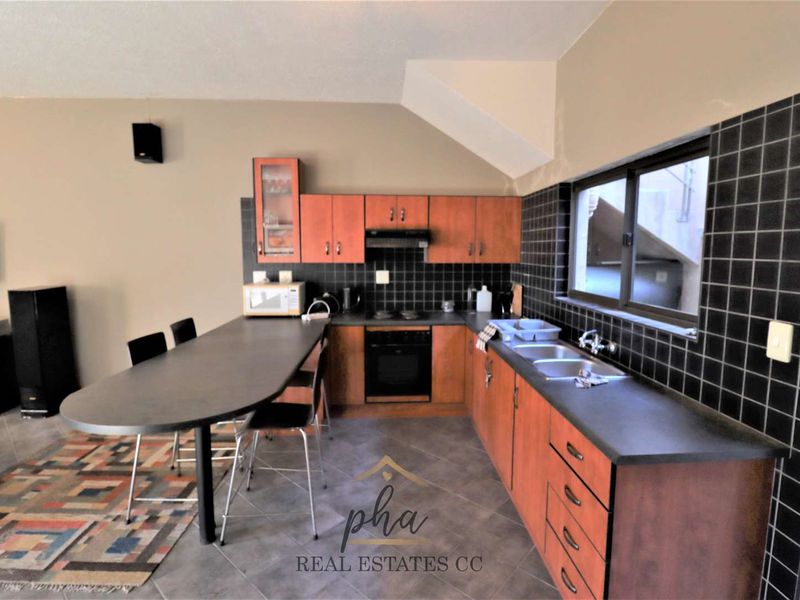 3 Bedroom Townhouse For Sale - Longbeach - Photo 4