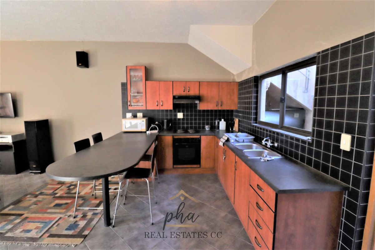 3 Bedroom Townhouse For Sale - Longbeach - Photo 4