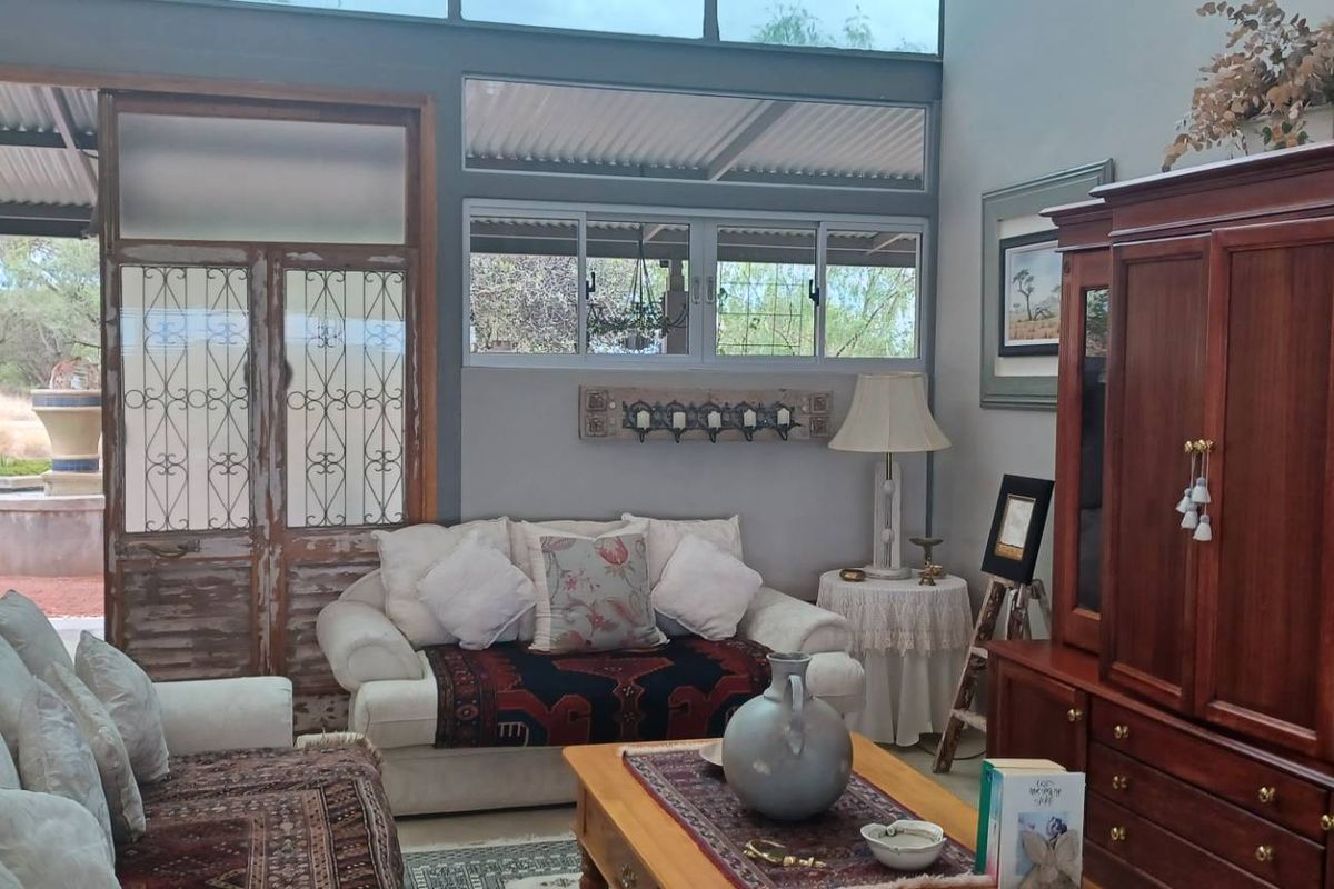 Escape to the Essence of Country Living – Auas View Estate N$8 850 000 CC - Photo 3