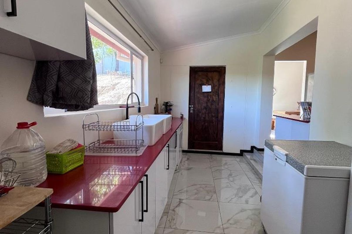 EROS| FamilyHouse| View|Large Erf - Photo 3