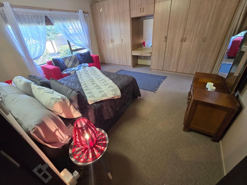 Need extra space? - Photo 9