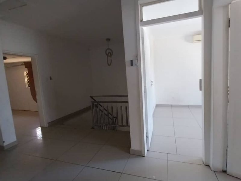 Renovators dream - Photo 5