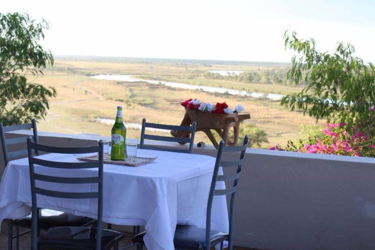FOR SALE: 10 BEDROOM GUESTHOUSE WITH RIVER VIEW, KAVANGO,NAMIBIA - Photo 5