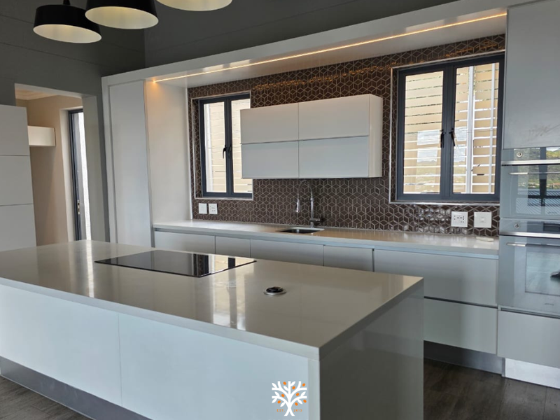 Modern Duplex Living at Prestigious Am Weinberg | N$9 200 000 - Photo 5