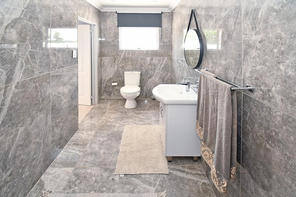 SPACIOUS ULTRA MODERN SECURE STUDIO FLATLET FURNISHED PARKMORE FOR RENT - Photo 4