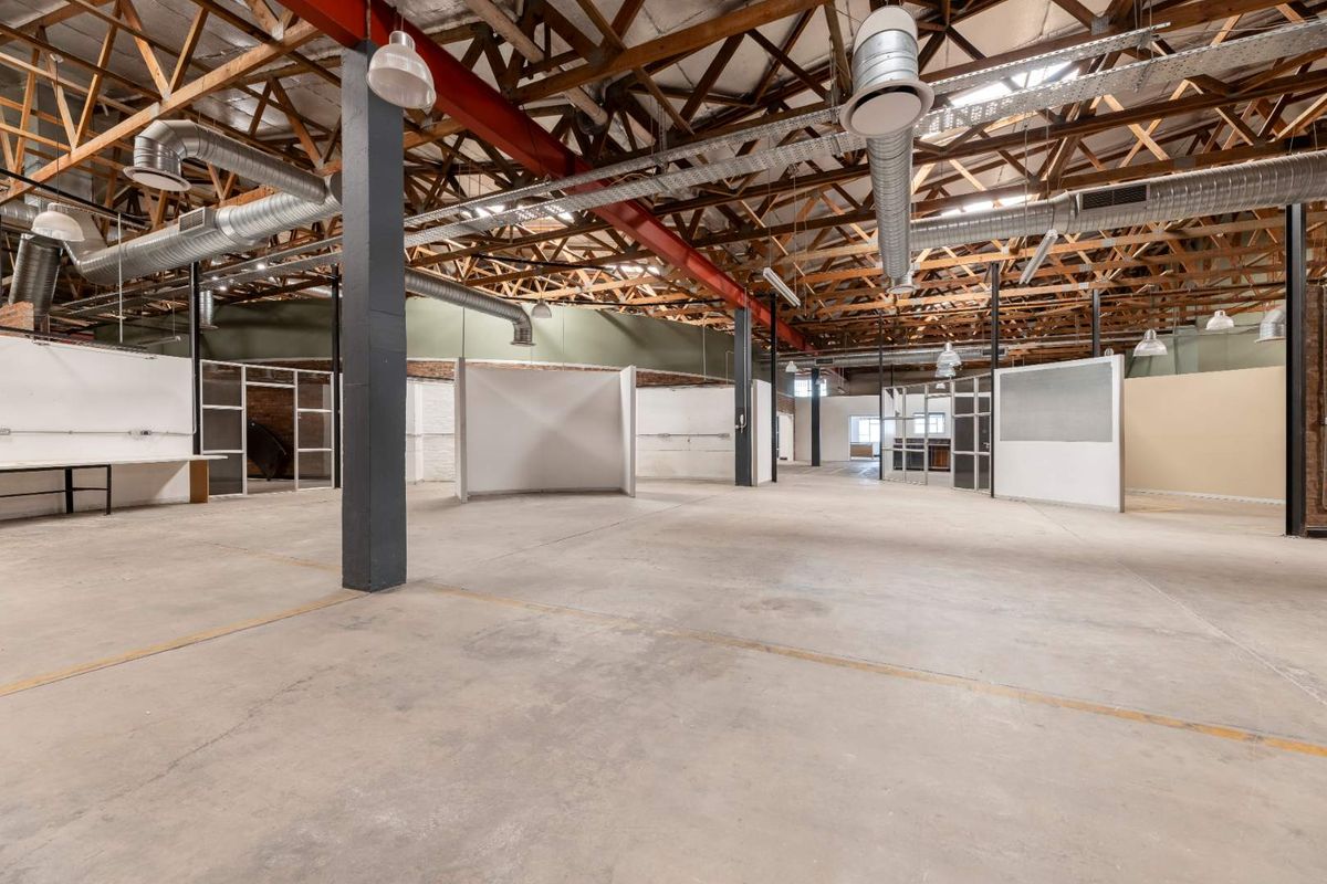 CALLING ALL INVESTORS – LARGE COMMERCIAL BUILDING FOR SALE IN GEORGE INDUSTRIA - Photo 2
