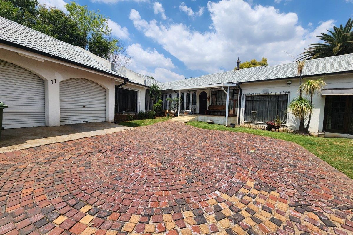 Prime Family Location in Verwoerdpark - Photo 4