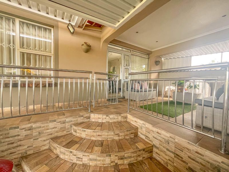 Spacious 4 bedroom entertainers dream home. - Photo 3