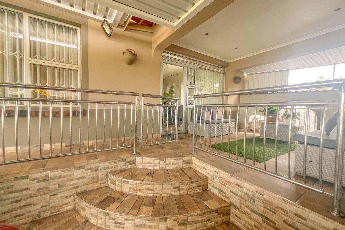 Spacious 4 bedroom entertainers dream home. - Photo 3