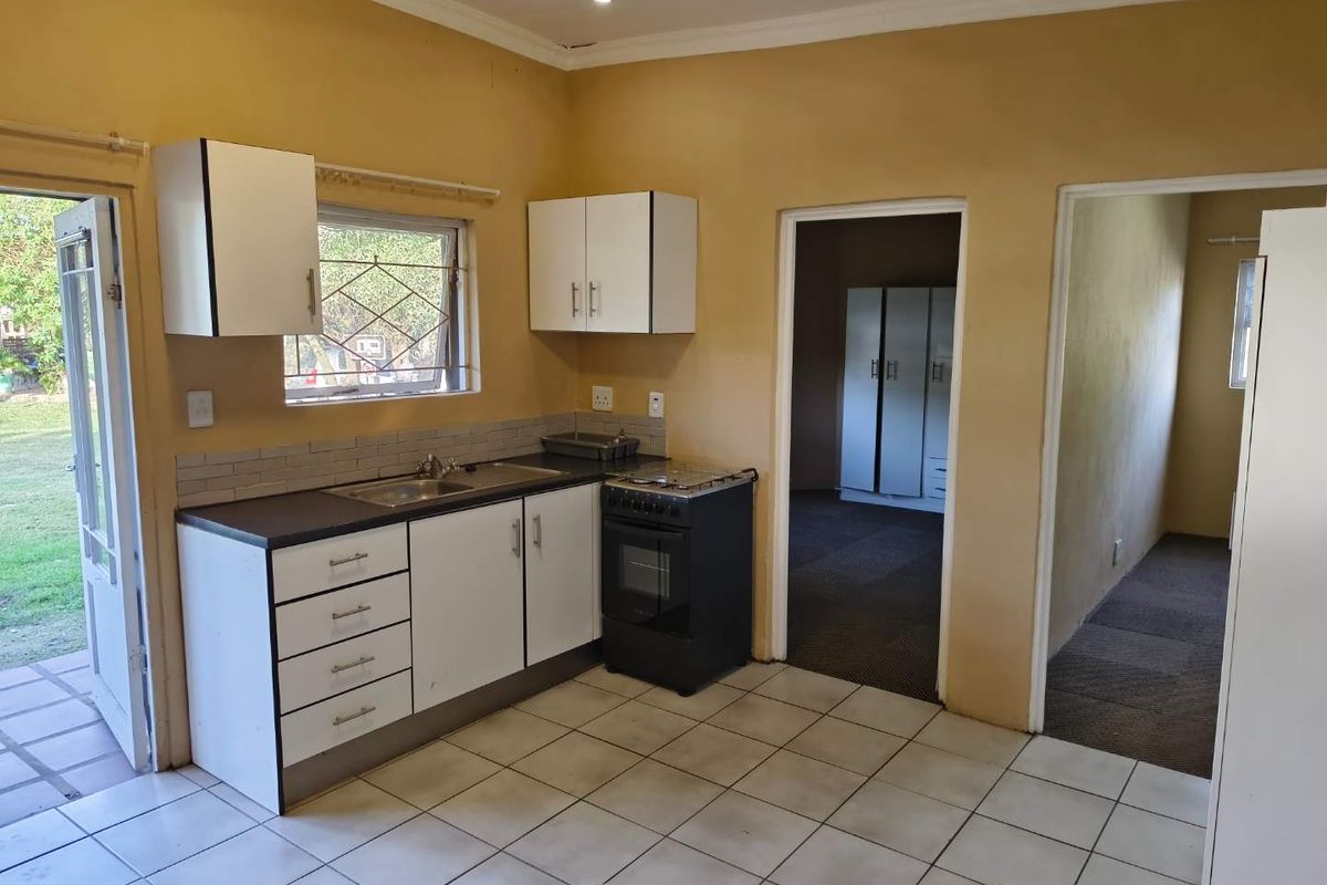 2 Bedroom cottage to rent in Joostenbergvlakte - Photo 3