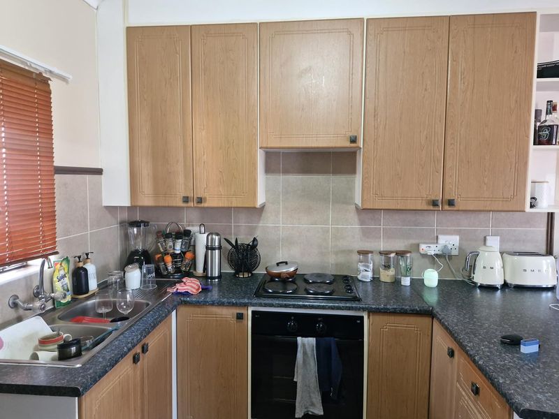 Stunning two bedroom top unit in Mooikloof Ridge Estate - Photo 8