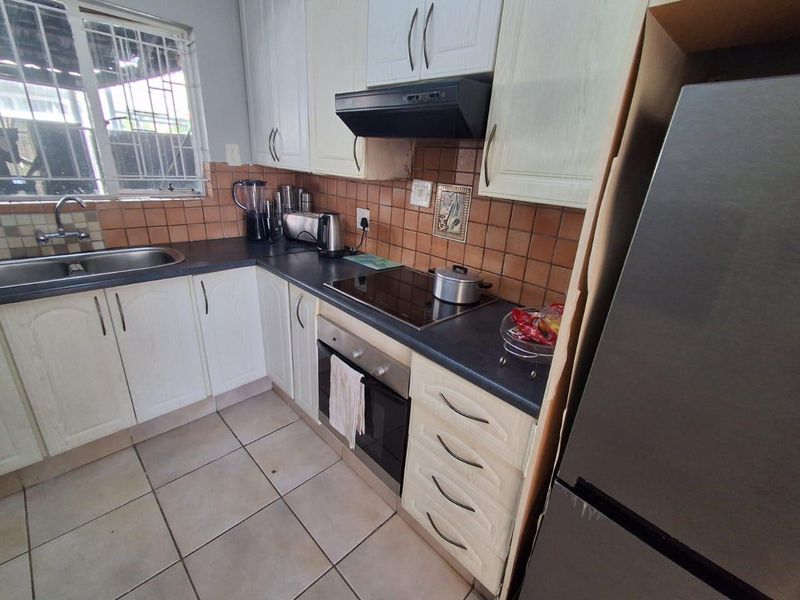 Three Bedroom Duplex for Sale in Eldoraigne, Centurion - Photo 2