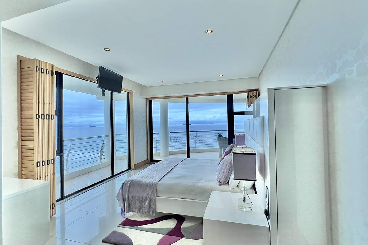 3 BEDROOM | 3.5 BATHROOM APARTMENT - Photo 3