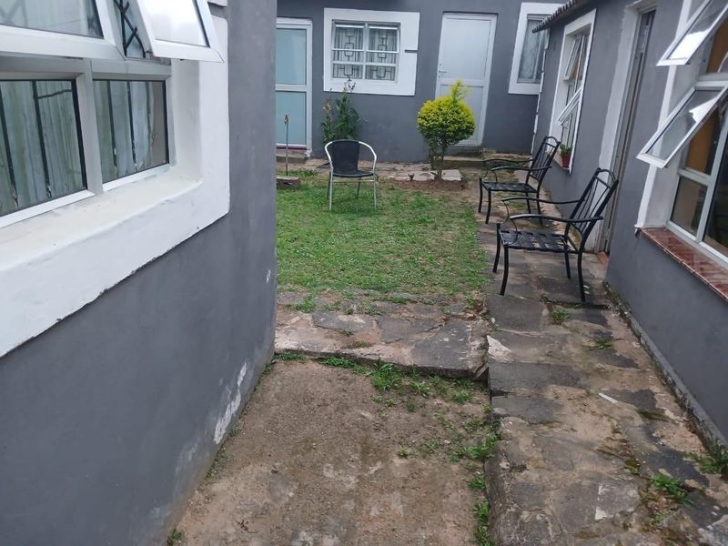 Rental Property Alert! - Photo 8