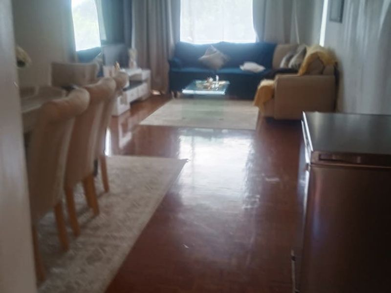 Stunning 2-bedroom apartment for Sale in Florida Lake - Photo 2
