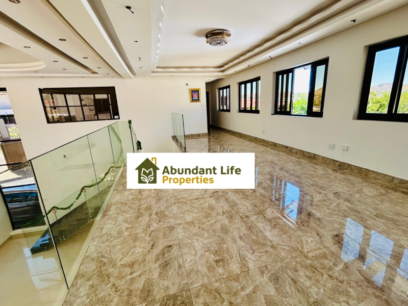 Double-Storey Family Home For SALE! - Photo 3