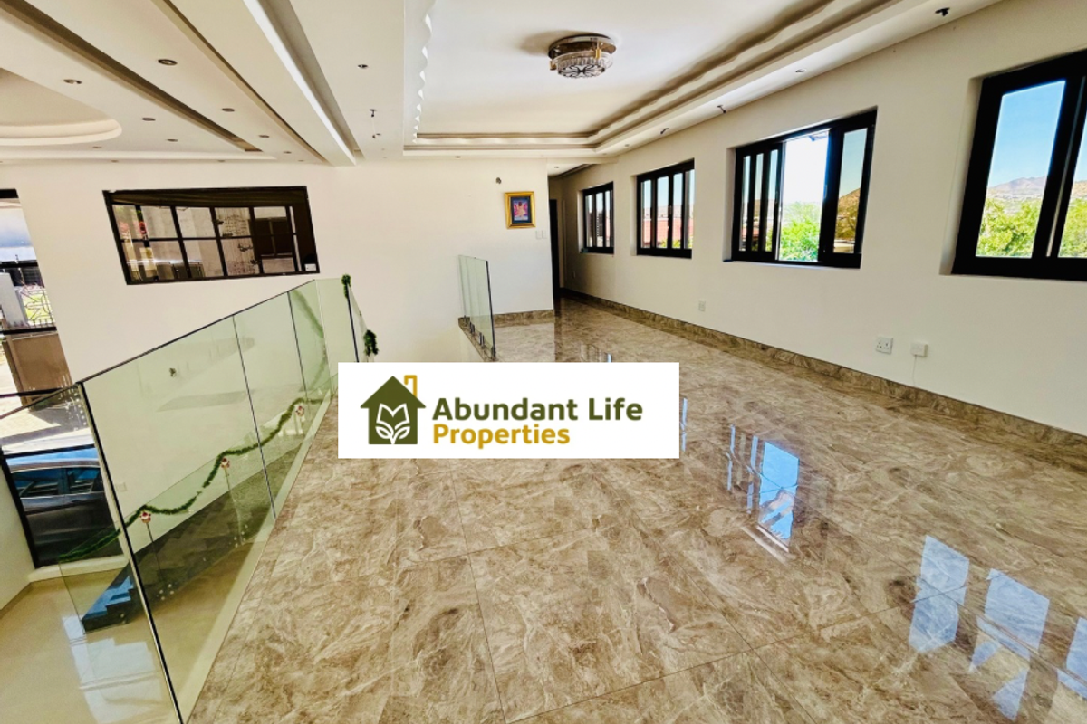 Double-Storey Family Home For SALE! - Photo 3