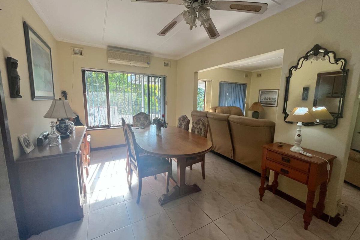 Hendra - Family home on large plot in Parkhill - Photo 3