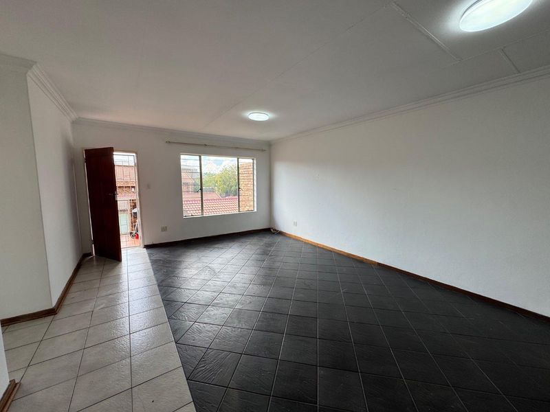 Property For Sale in Sale in Zwartkop, Centurion - Photo 4