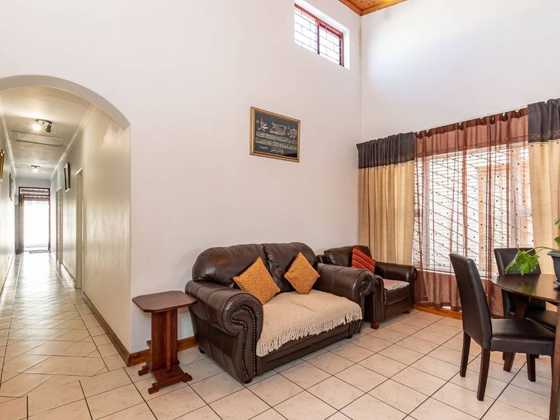 A Stunning Home Awaits... - Photo 7