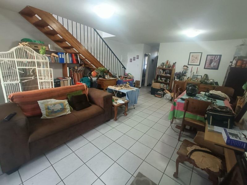 Spacious Duplex for Sale in Established Area of Lyttelton Manor - Photo 6