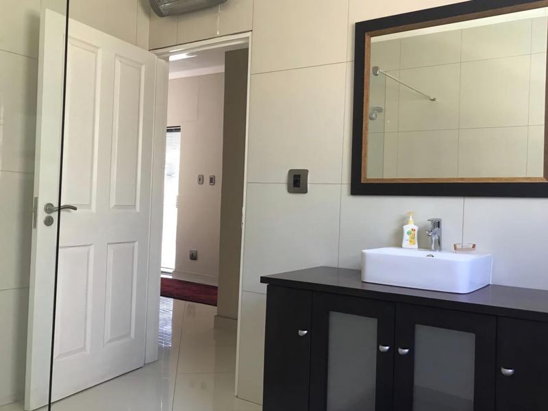 3 Bedroom Townhouse For Sale in Ludwigsdorf - Photo 9