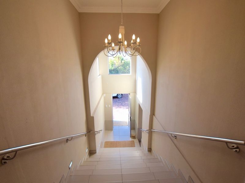 Top Billing Home! - Photo 5