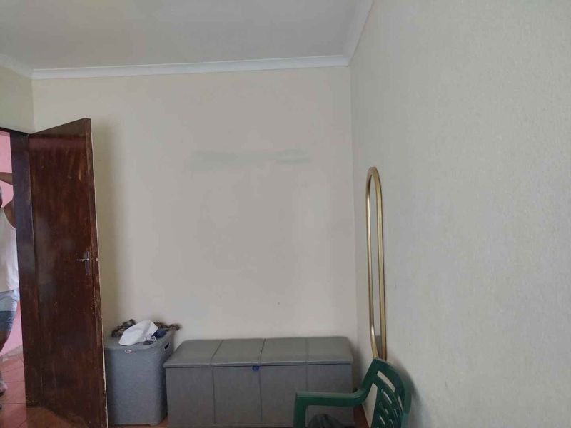 2 bedrooms house for sale in Soshanguve VV - Photo 10