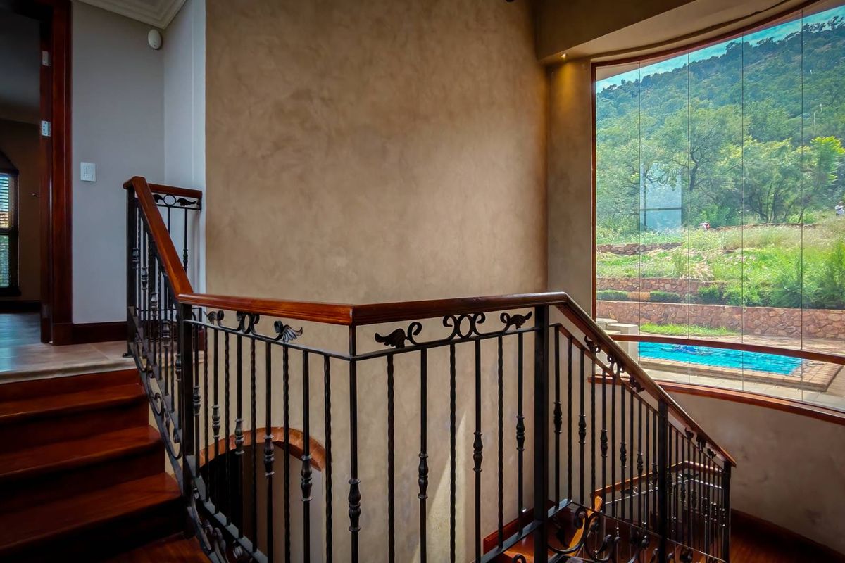 Magnificent residence with flatlet for sale in Estate D Afrique - Photo 3