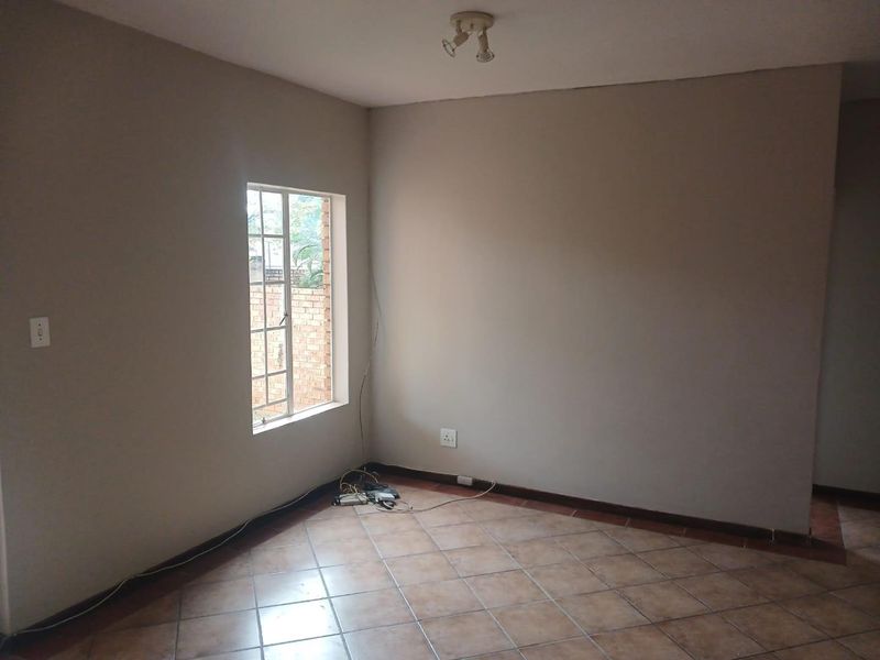 2 Bedroom to rent in Blue Berry - Photo 3