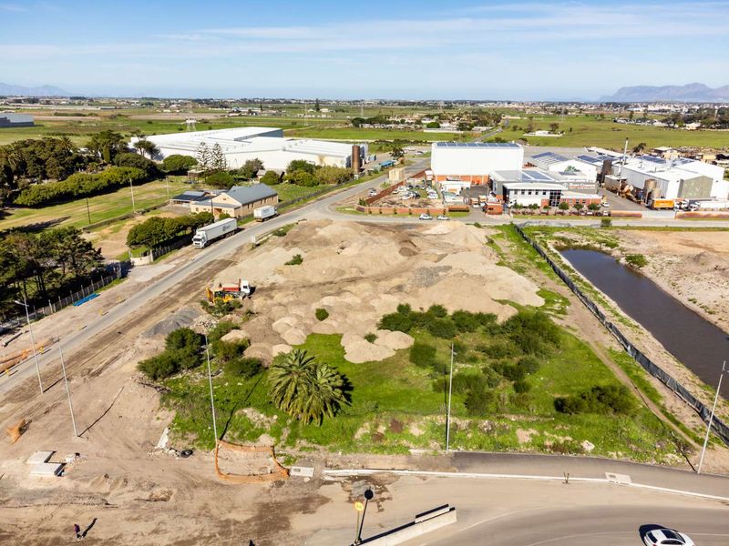 Vacant Land Available in Sought-After Location - Photo 6