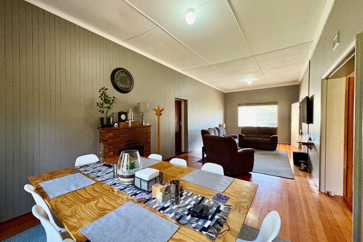 Well located family home - Photo 3