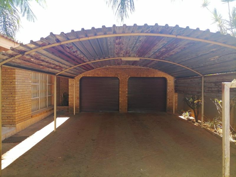 Ready for moving in - Photo 3