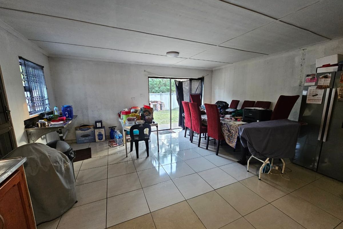 Two Homes, One Perfect Property! - Photo 3