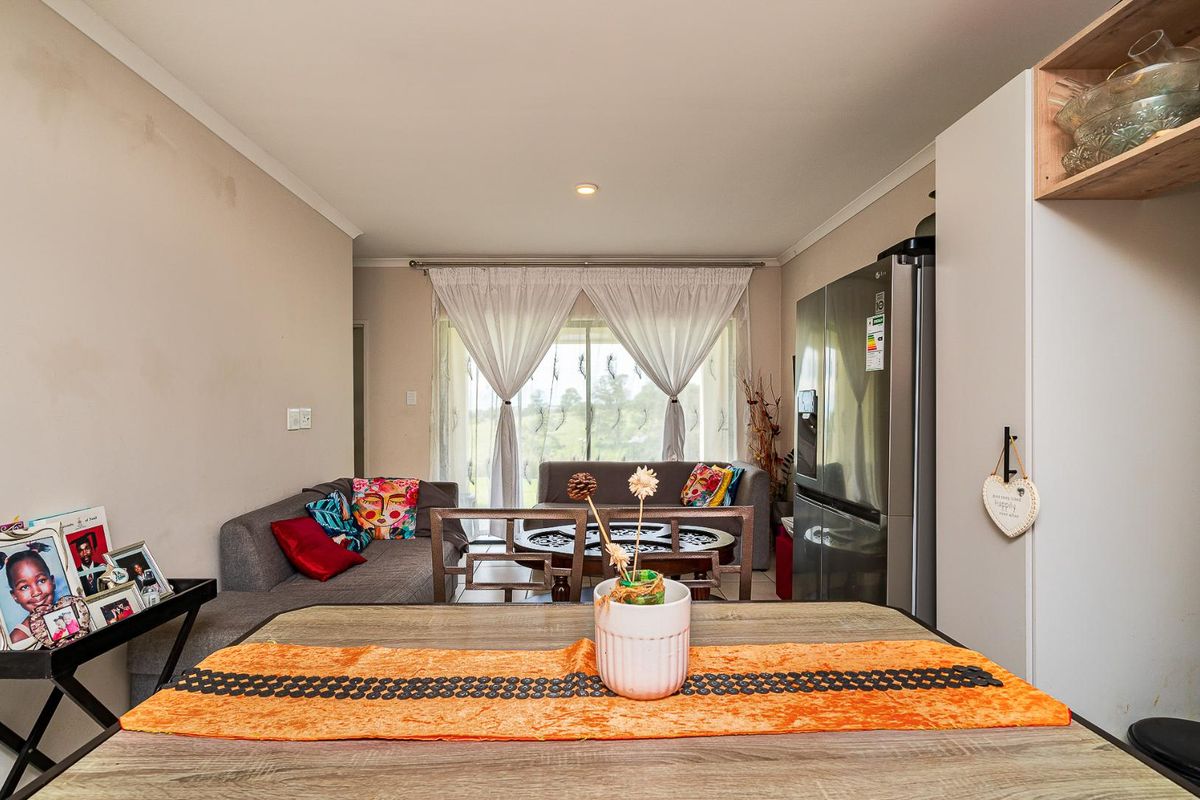 A perfect Blend of Security & Beauty – 3-Bedroom Free-Standing Home - Photo 5