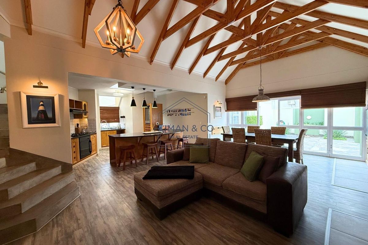 Spacious 5 Bedroom house in prime Meersig Area - Photo 2