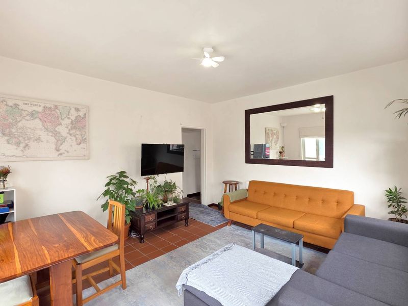 Spacious North Facing Apartment in a Prime Location - Photo 6