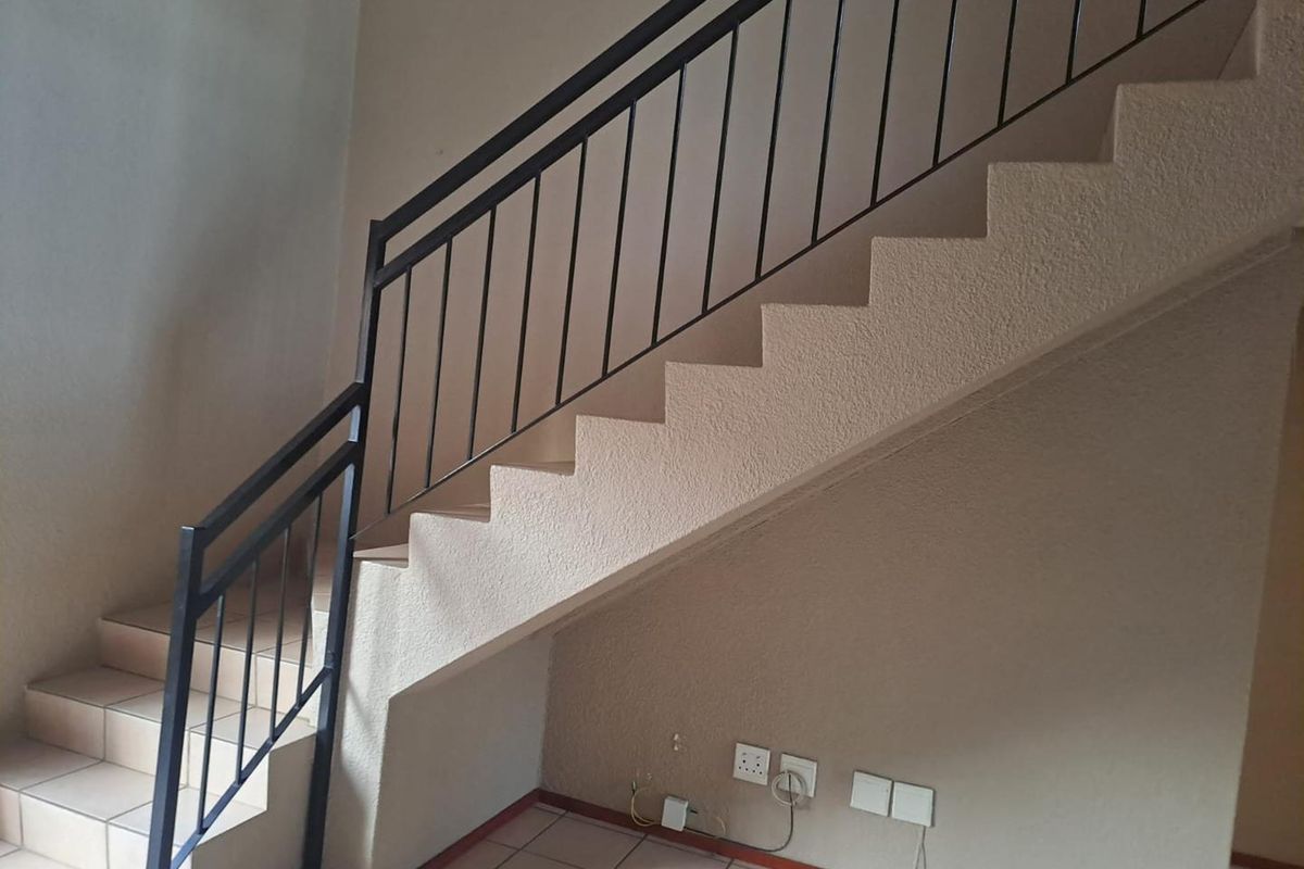 For Sale – Charming 2 Bedroom Duplex with Loft in Secure Highveld Complex - Photo 5